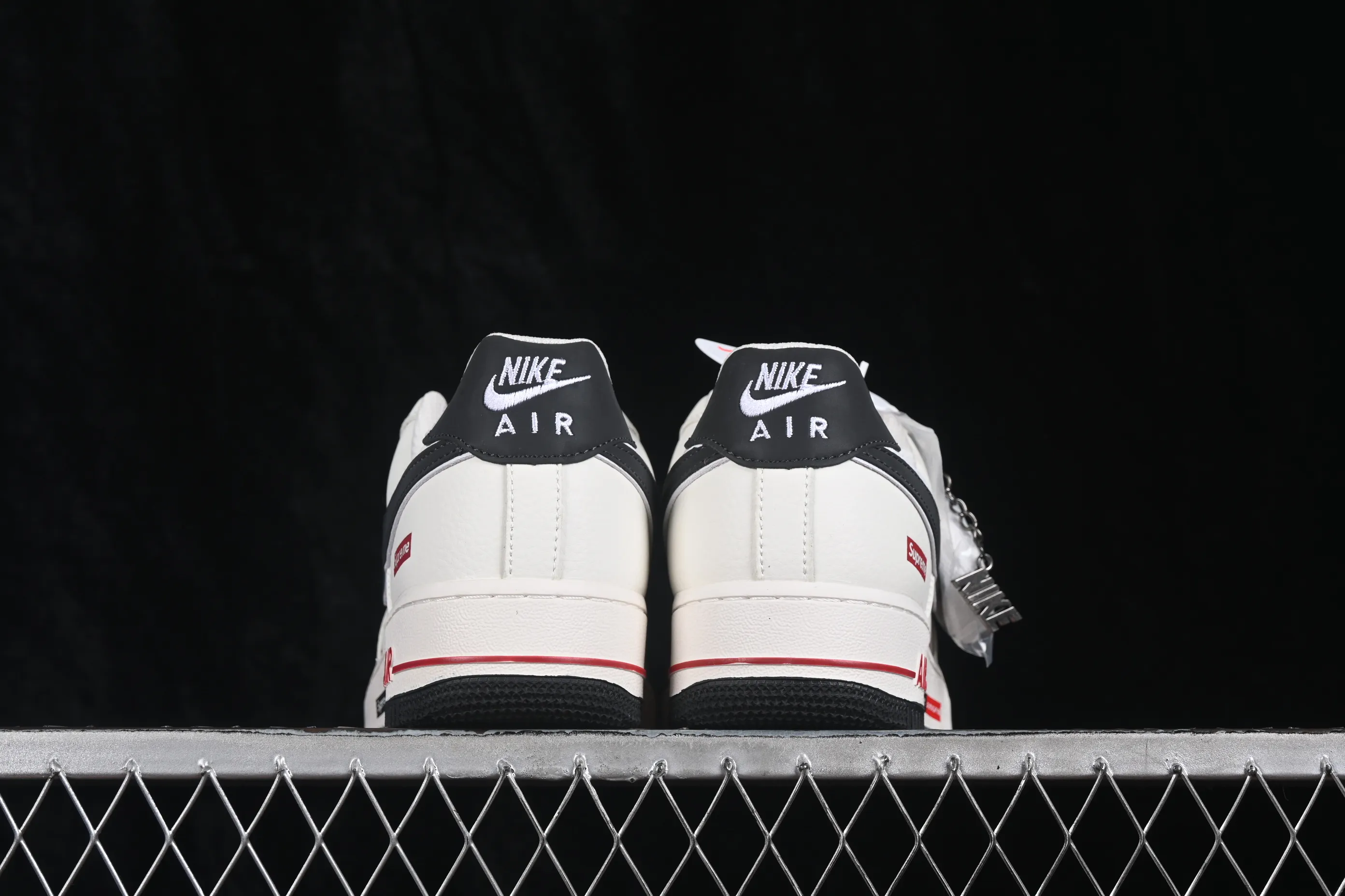 All categories Nk Air Force 1 Air Force series Nk Air Force 1 Low Air Force low-top Nike Air Force 1'07 Low joint model Air Force 1 low-top casual sneakers IH0640-163